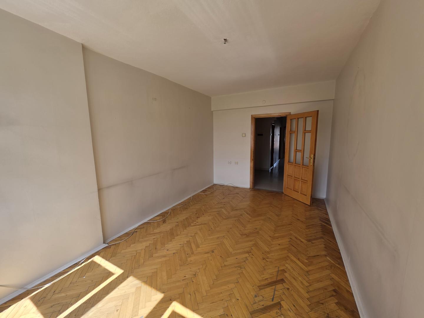 Plaza Emlak'tan Cezaevi Karşısı AraKat Güney Cephe Kiralık - Resim 10
